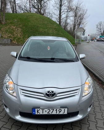 Toyota Auris cena 25900 przebieg: 138980, rok produkcji 2010 z Tarnów małe 781